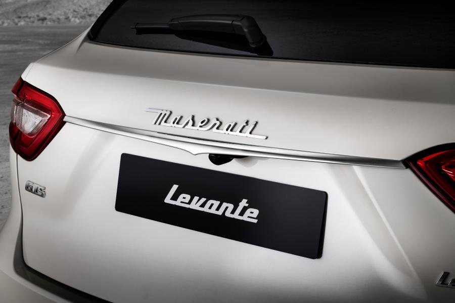 Детали экстерьера Maserati Levante GTS 2018 года  (WW) (фото 19 из 74)